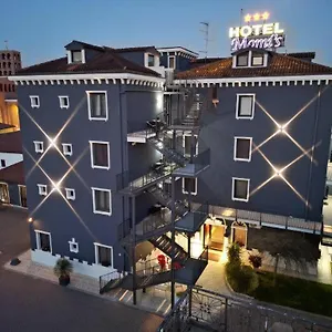 https://momis-hotel.hotelinveneto.com