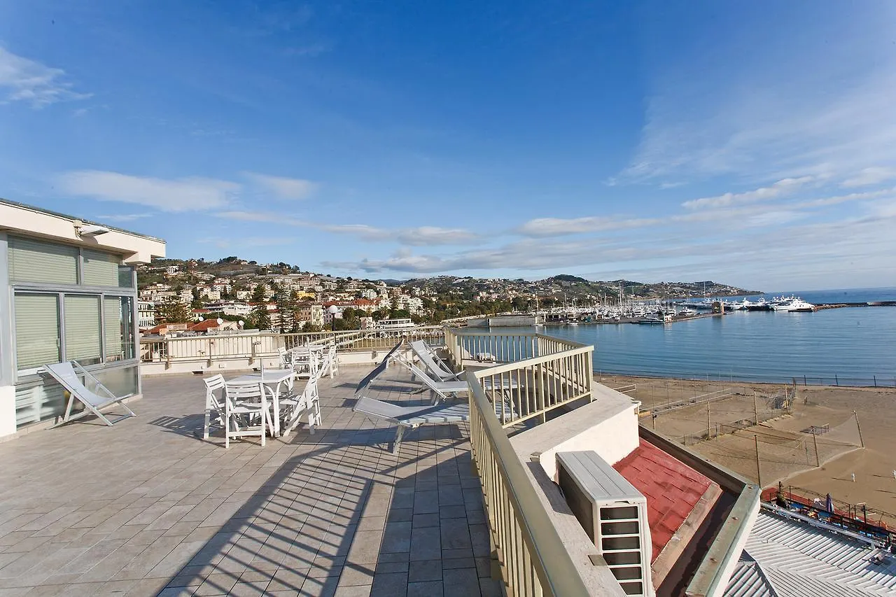 *** Ξενοδοχείο με διαμερίσματα Residence Dei Due Porti Σαν Ρέμο Ιταλία