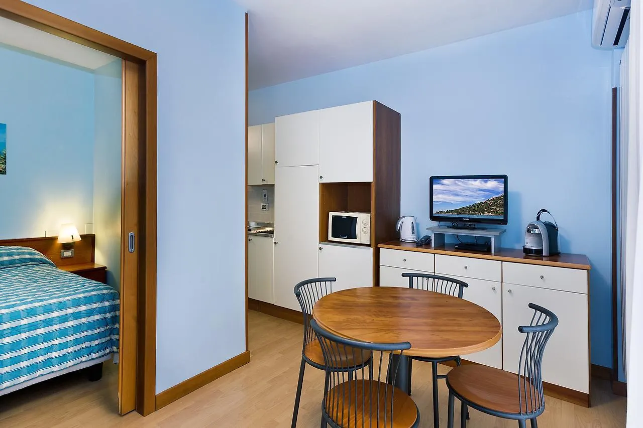 *** Ξενοδοχείο με διαμερίσματα Residence Dei Due Porti Σαν Ρέμο Ιταλία